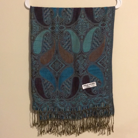 NWOT European Pashmina - Picture 1 of 5